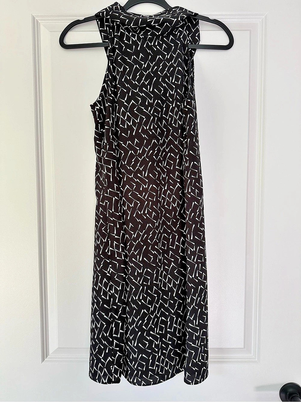 Banana Republic Geometric Maxi Dress in Black & White Size 4 Like New
